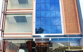 Hotel Gayatri Palace