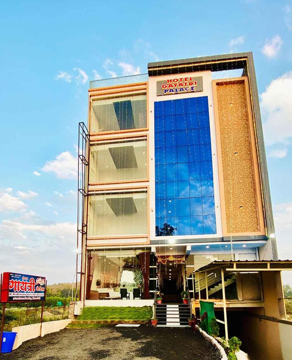 Hotel Gayatri Palace Godarpura Exterior photo